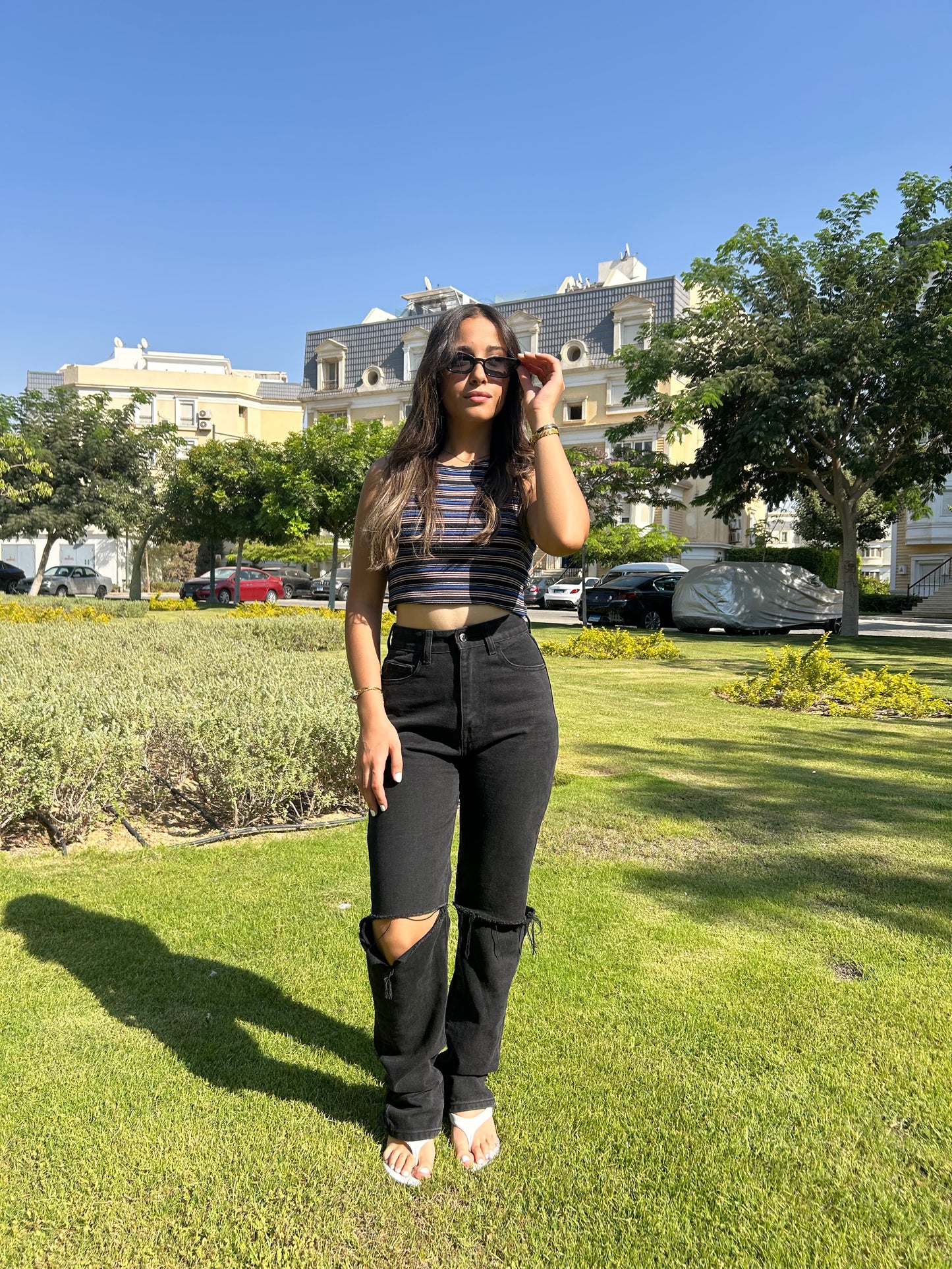 Black Ripped Knee Jeans – High Waist Slim Fit